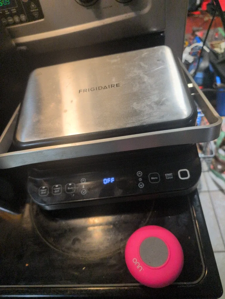 Frigidaire Indoor Grill image indicator(4)