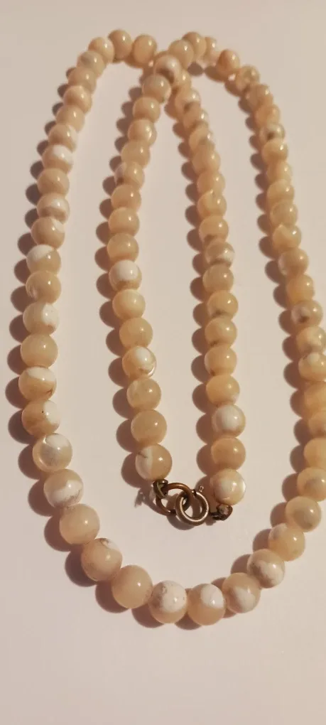 Genuine Mother of Pearl Beaded Vintage Necklace image indicator(2)
