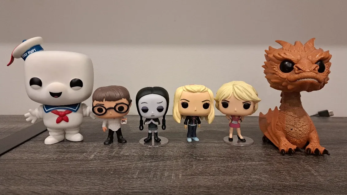 👻 Stay-Puft 👓 McLovin' 👧🏻 Wednesday 🎡 Rose 👱🏻‍♀️ Bundy 🐲 Smaug