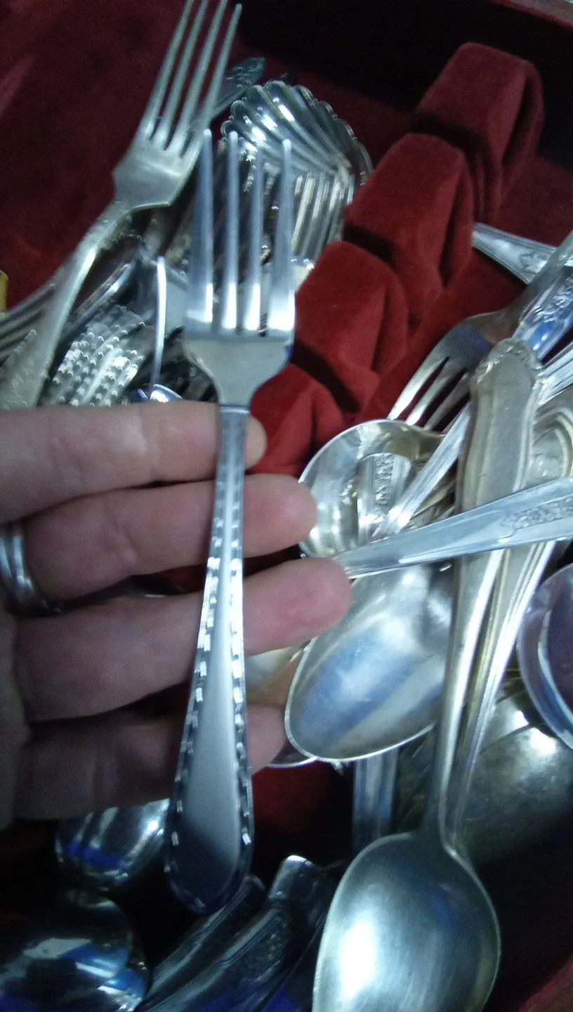 Vintage Community Plate Silverware Set image indicator(7)