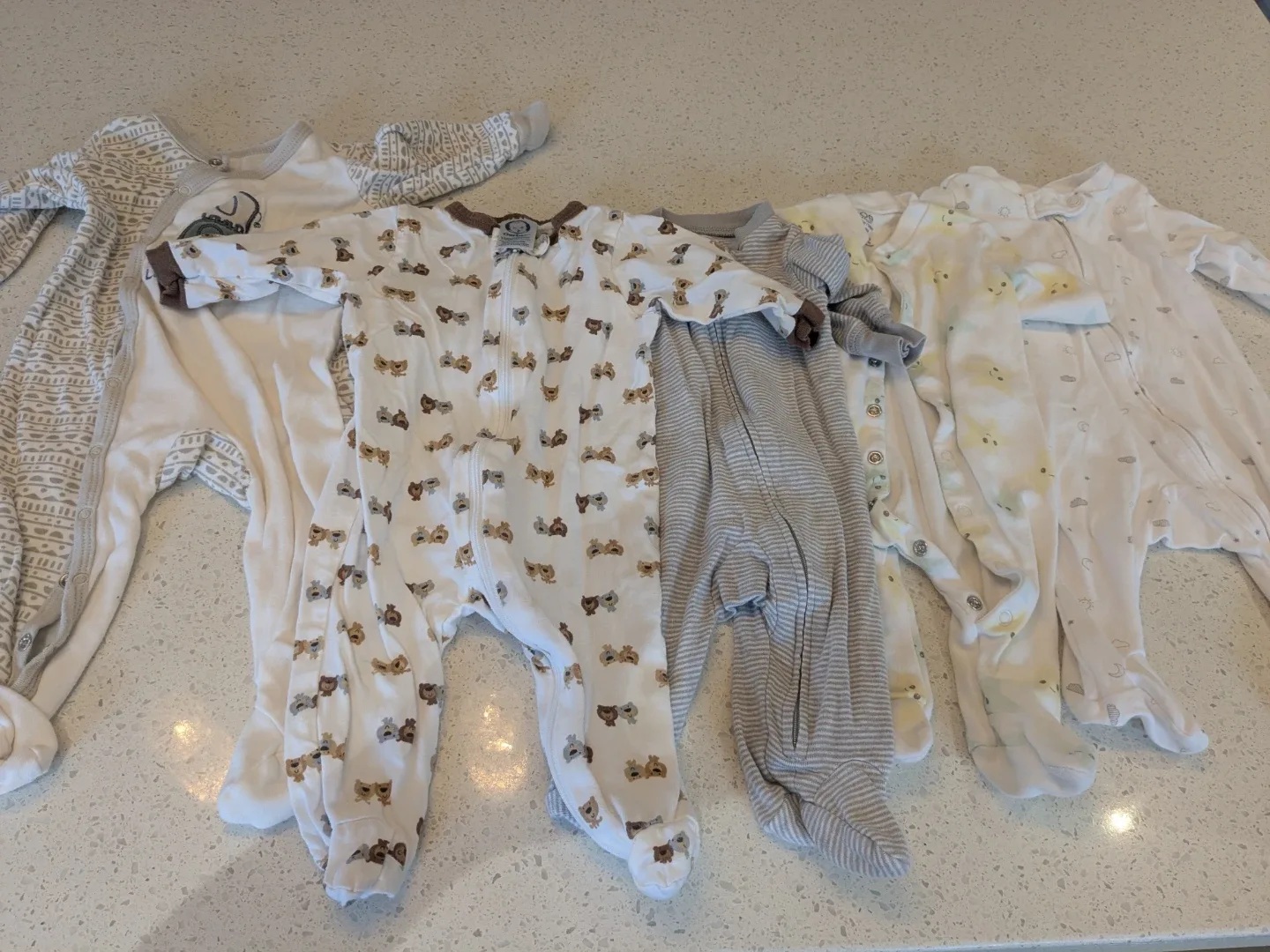Baby Clothes Bundle - Mixed Sizes & Brands image indicator(3)