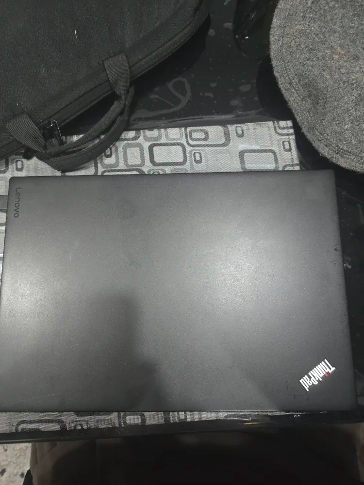 Lenovo ThinkPad T470s Laptop image indicator(2)