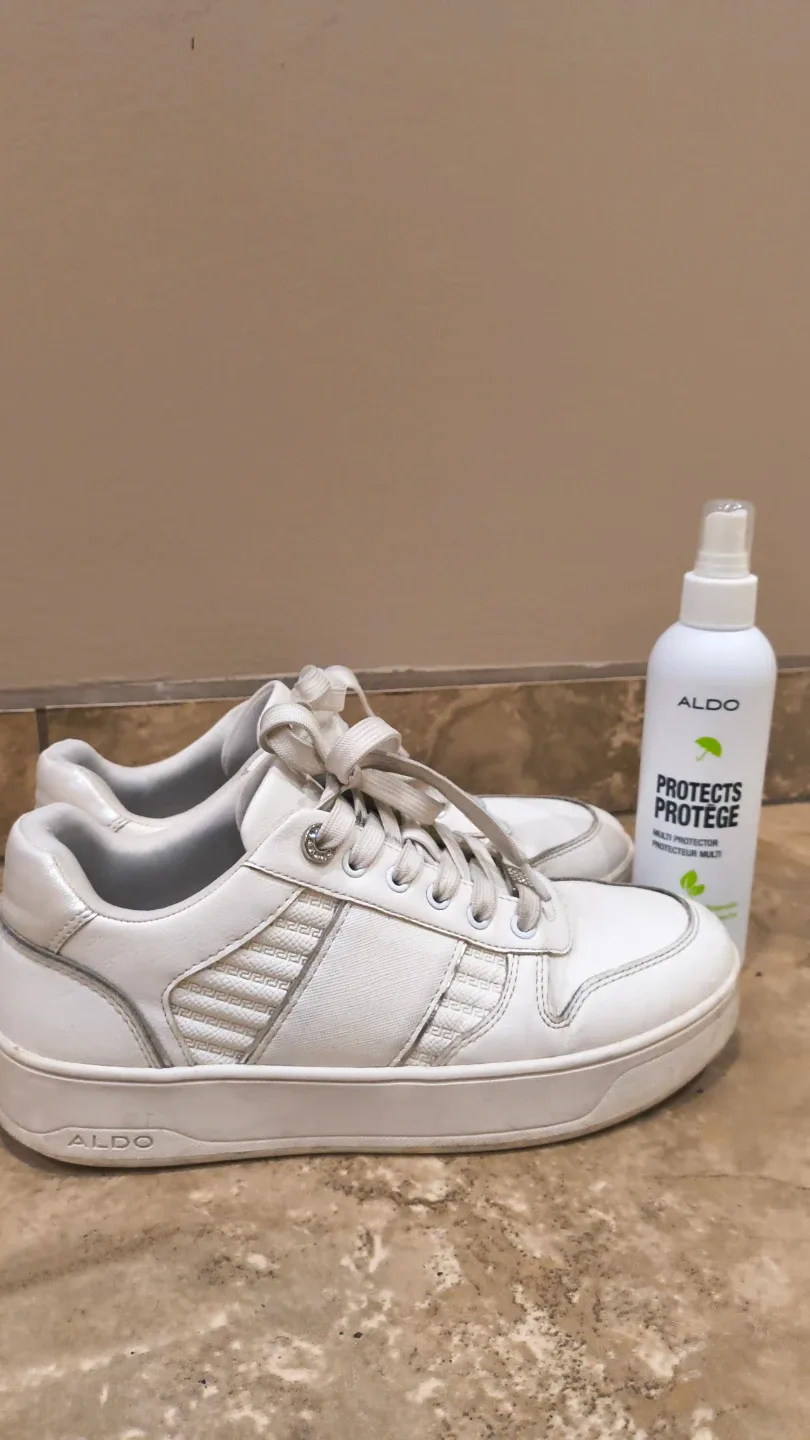 ALDO White Sneakers & Protector Spray