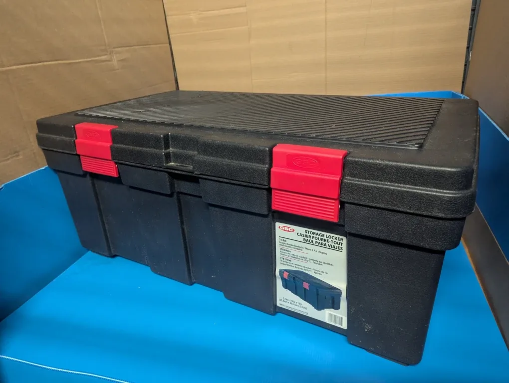 Heavy duty storage locker. image indicator(2)