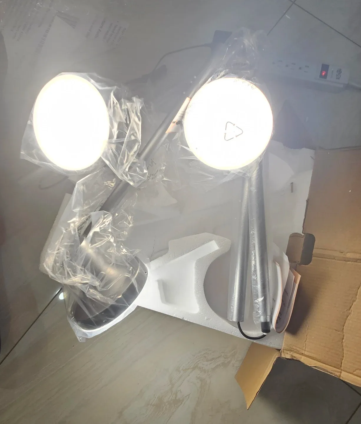 LED Floor Lamp - New! image indicator(5)