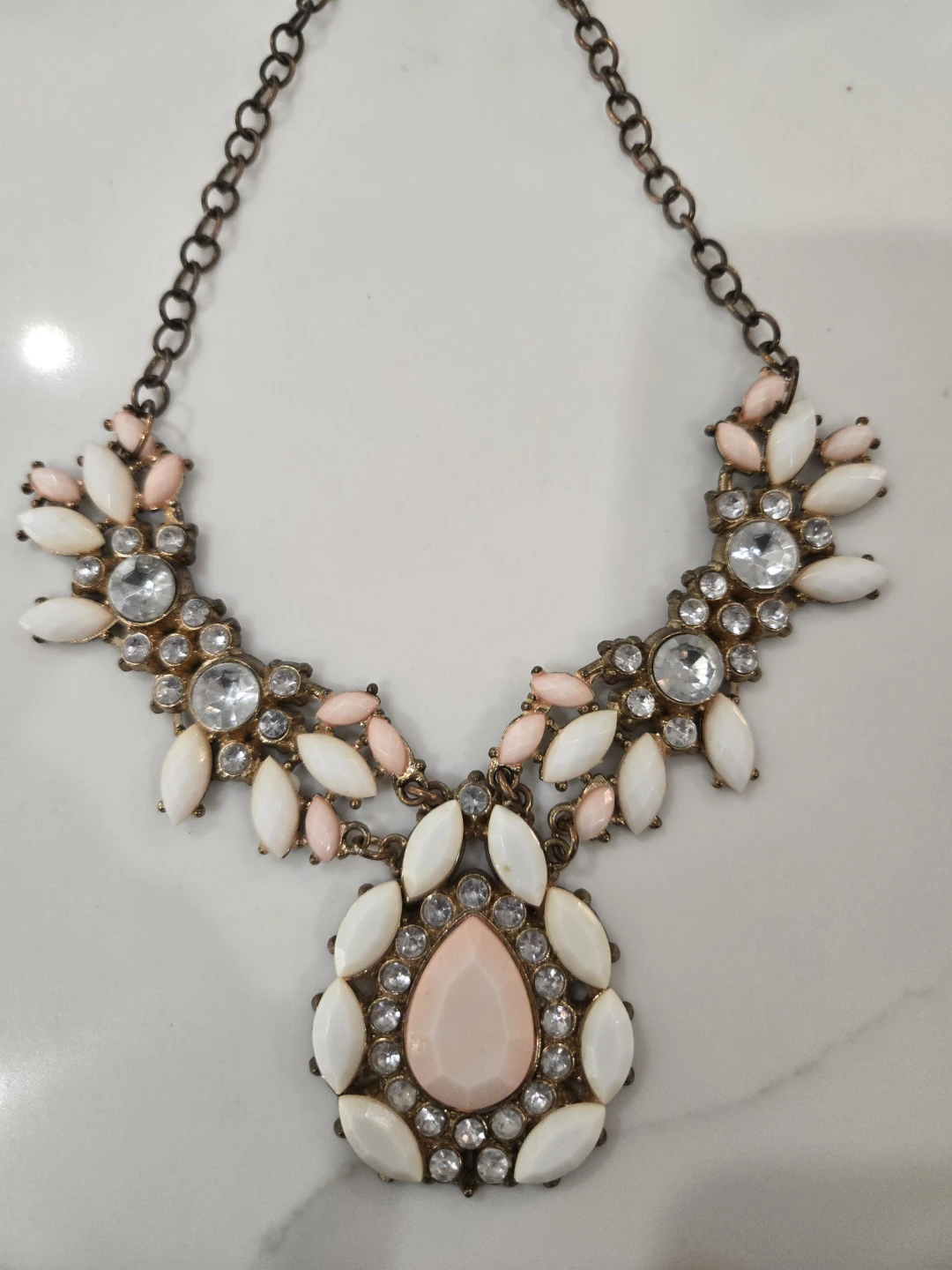 Statement Necklace - White & Pink - photo 2
