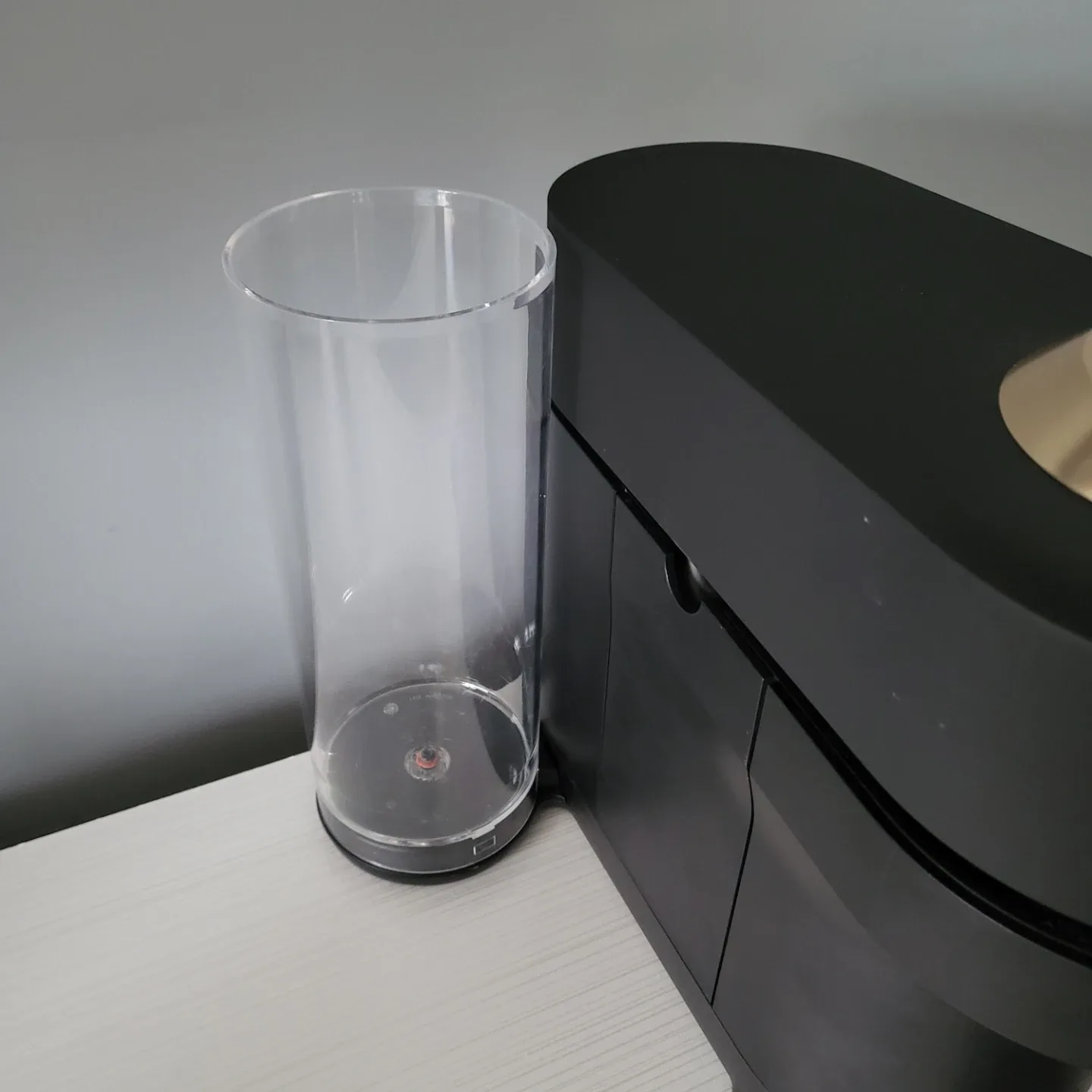 Pristine! Nespresso Vertuo Premium Rose Gold - Quick Pickup!🚀 image indicator(7)