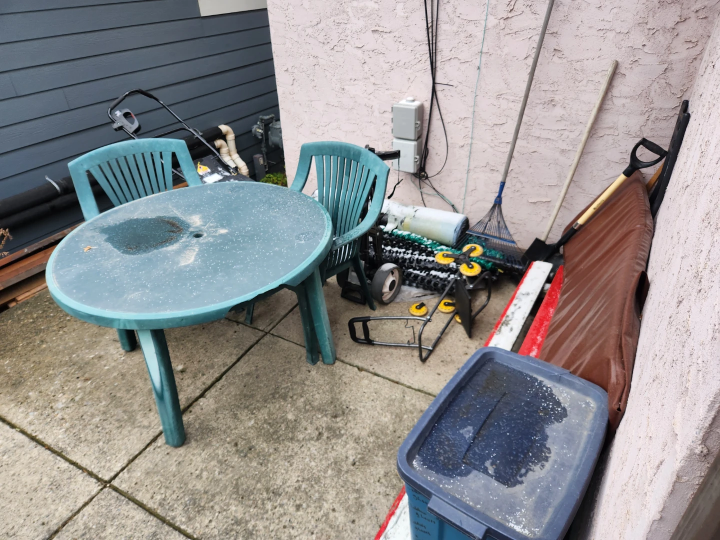 Outdoor Table and Chairs Set