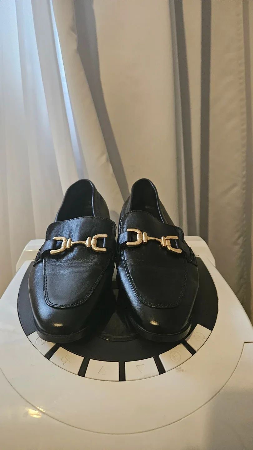 Zara Black Leather Loafers, Size 40 image indicator(2)