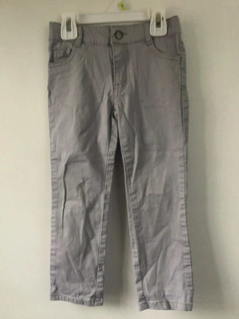 Girls sz 3 jeans, $4 each - photo 2