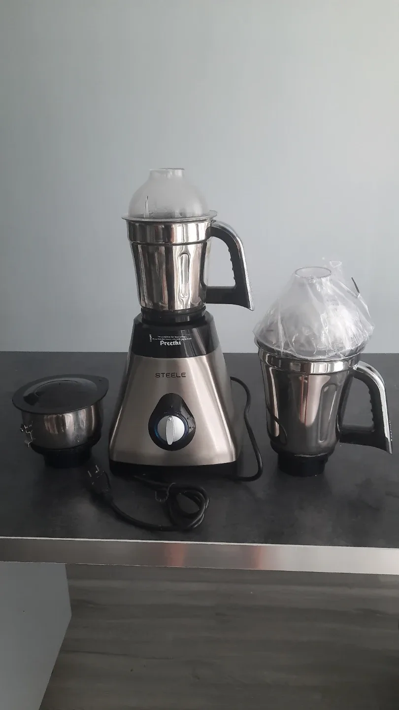 Preethi Steele MG 206 Mixer Grinder