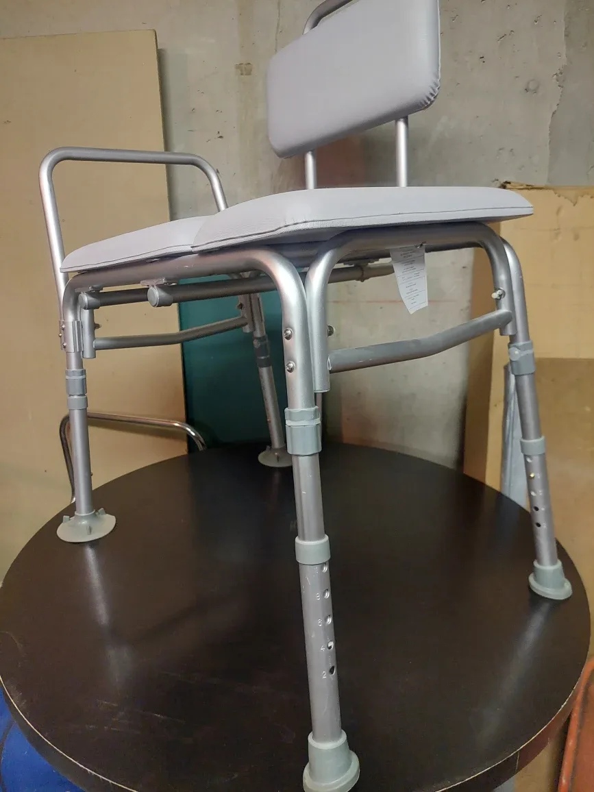 Bath Chair with Polyurethane Foam