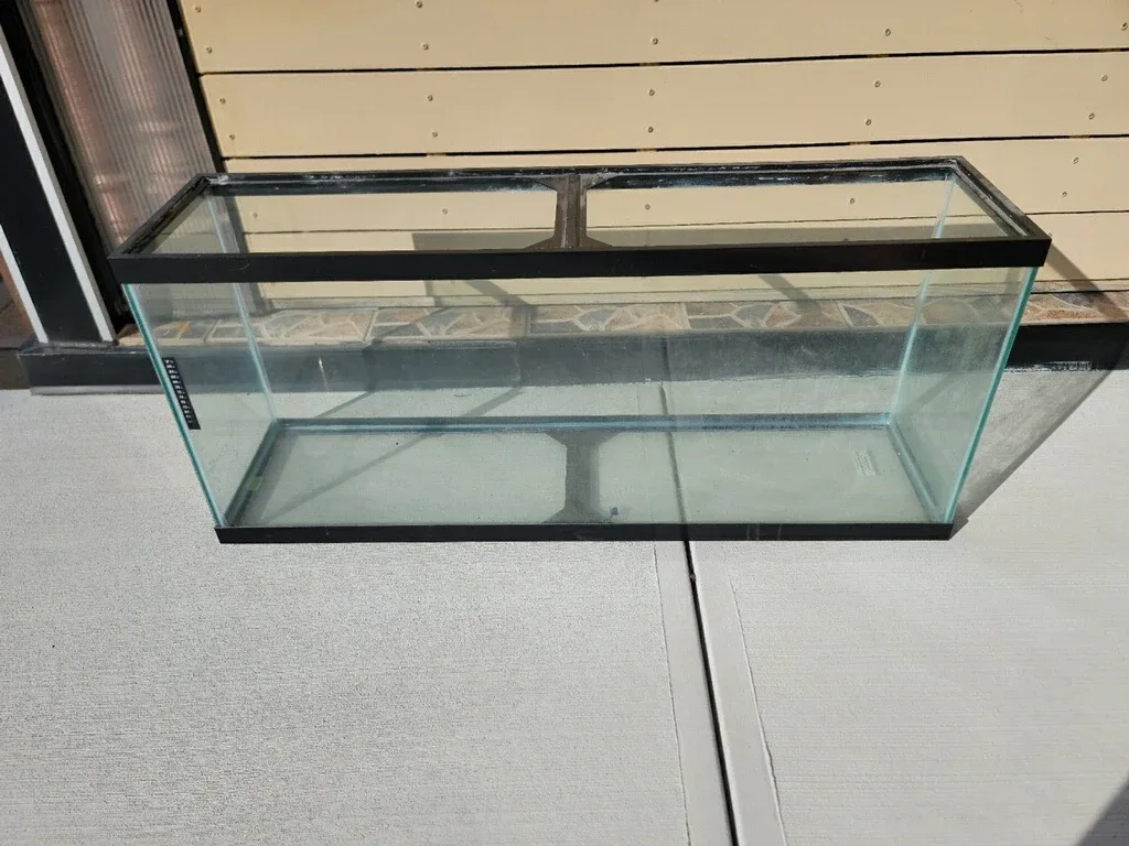 Used 48x12x21 Inch Fish Tank