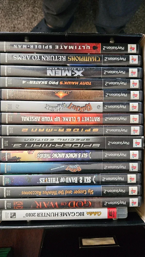 Mixed Lot of Video Games image indicator(3)