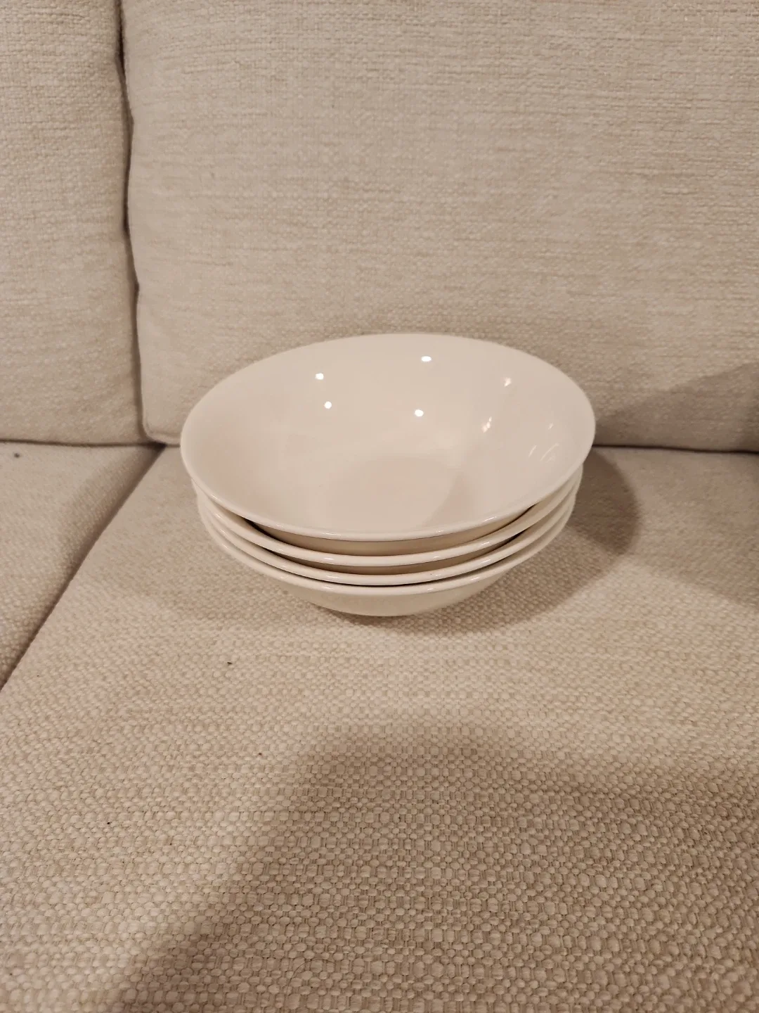 Set of 4 small Bowls