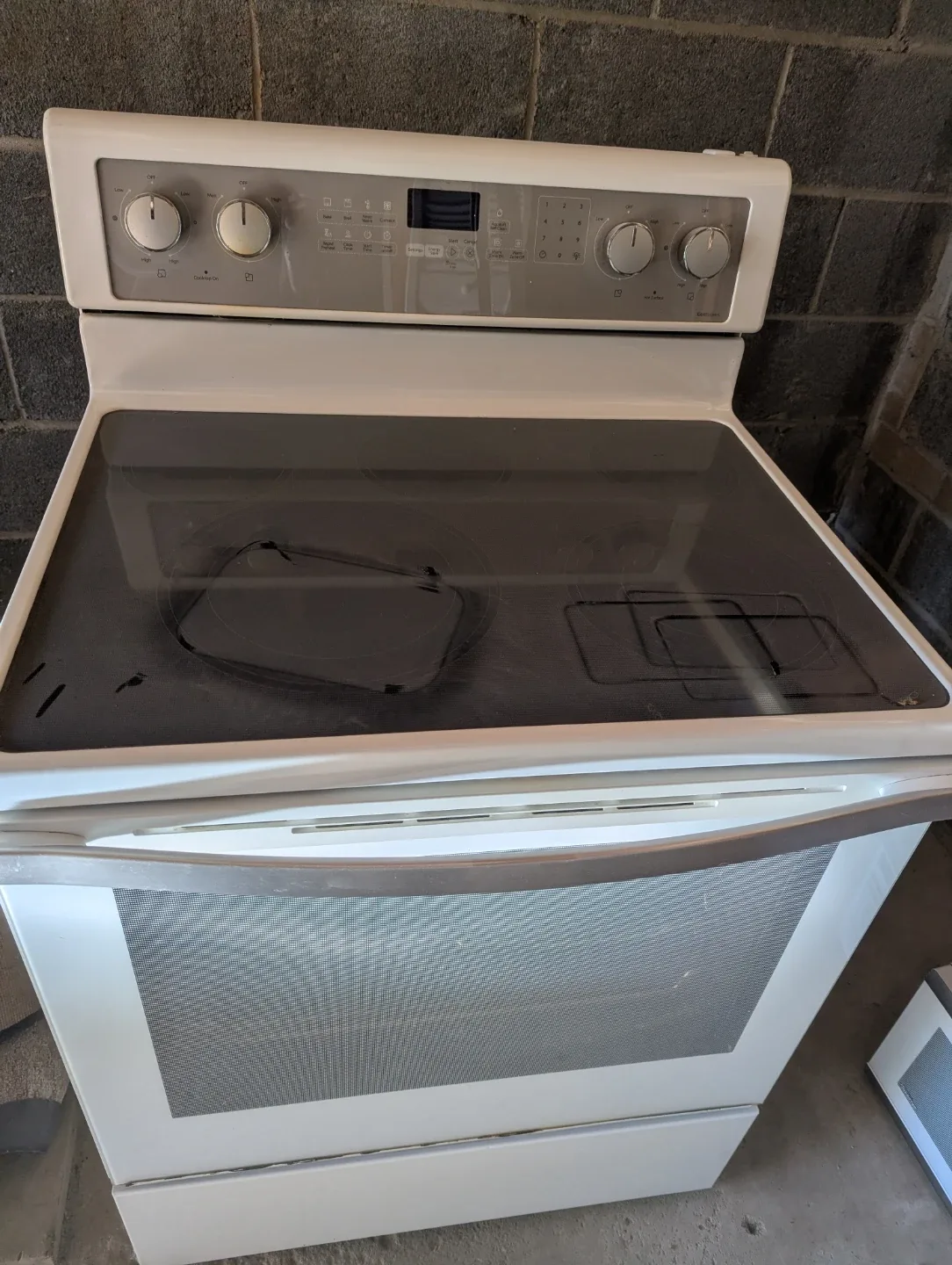 White GE Electric Range