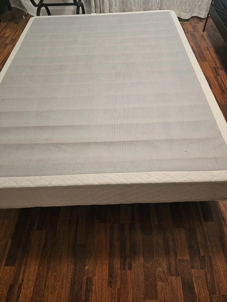 Queen size Bed  box with metal frame Wheels
