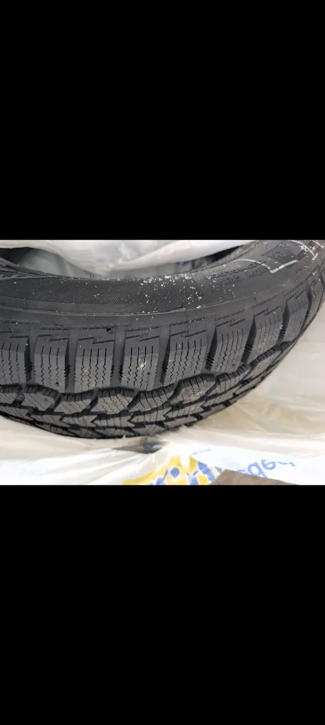 Full set Hercules Avalanche X-Treme winter Tire 225/60R17 image indicator(7)