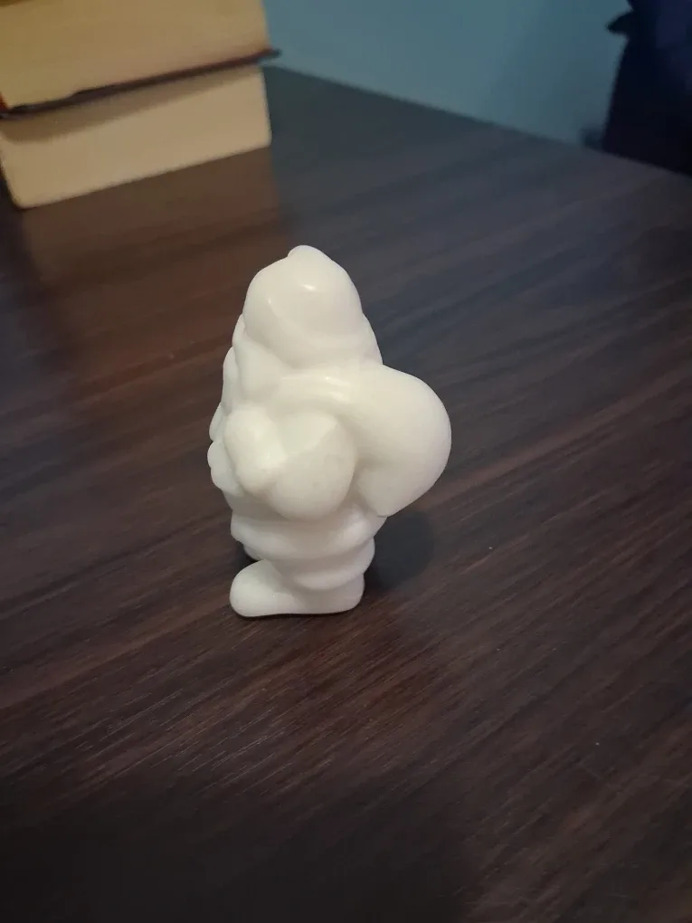 Alabaster Santa Figurine image indicator(2)