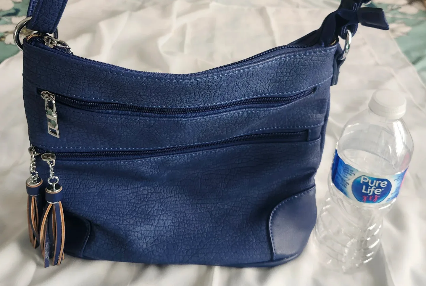 Blue Crossbody Bag with Tassels image indicator(3)