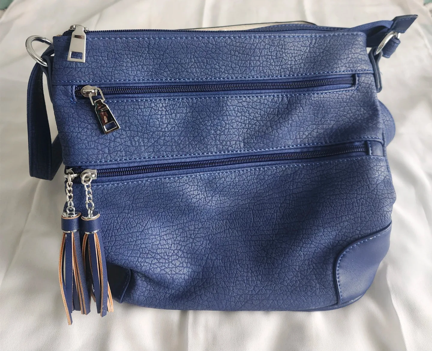 Blue Crossbody Bag with Tassels image indicator(4)