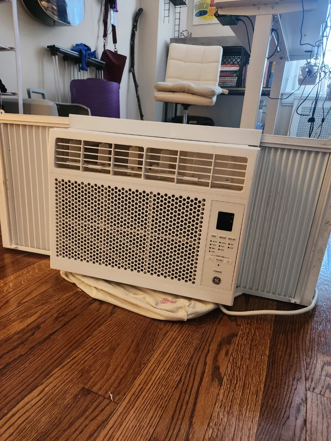 GE Window Air Conditioner