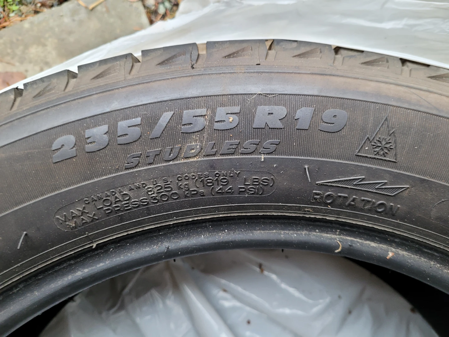 Michelin 235/55R19 Winter Tire X4 - photo 3
