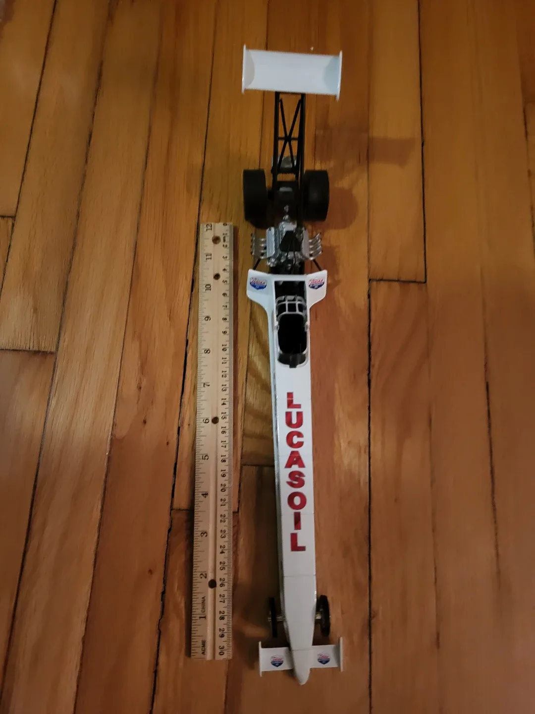 Lucas Oil Dragster Car Model image indicator(2)