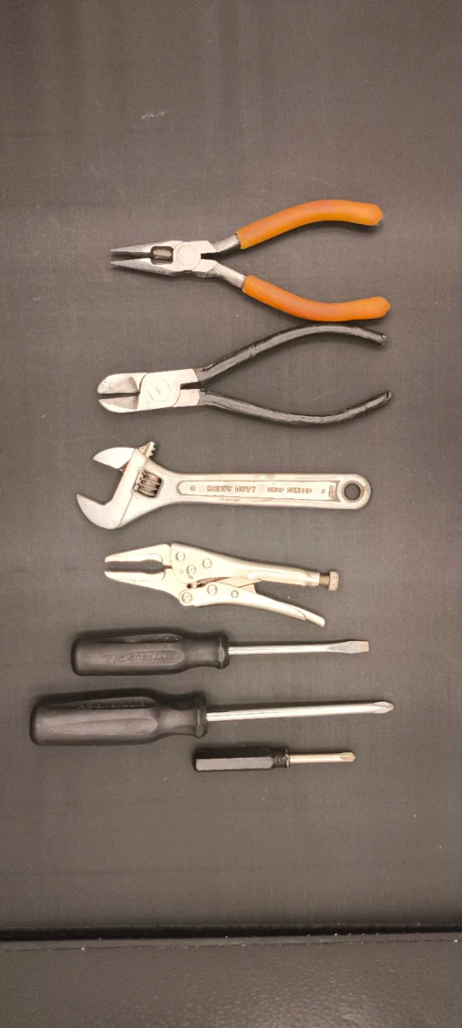 Mixed Lot of Used Hand Tools image indicator(2)