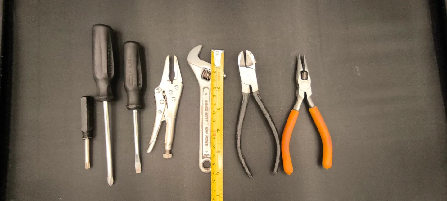 Mixed Lot of Used Hand Tools image indicator(5)