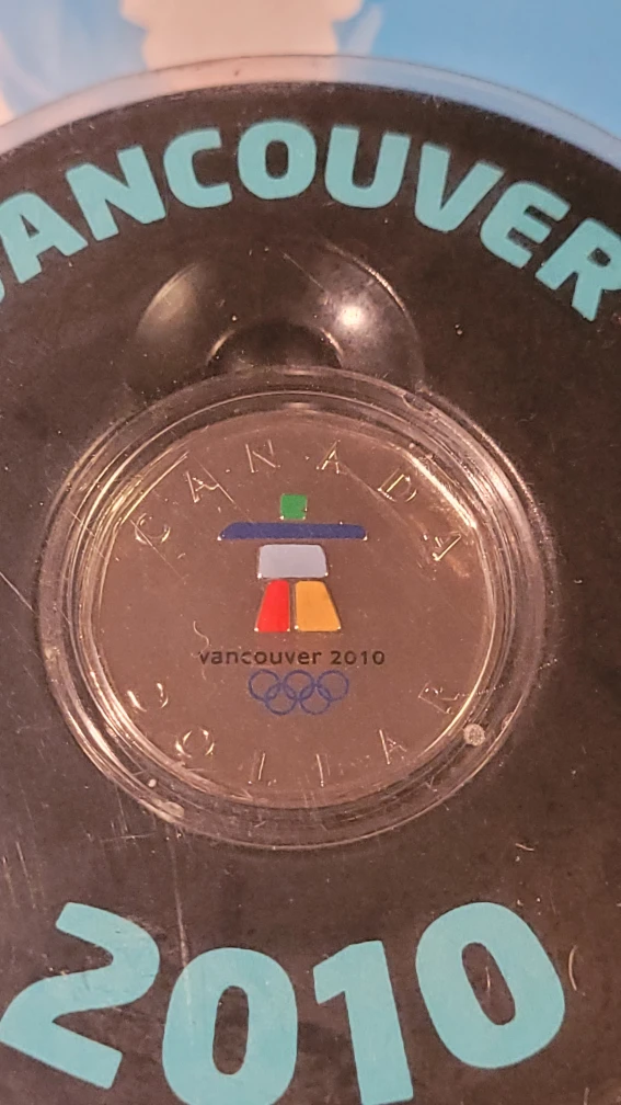 Vancouver 2010 Lucky Loonie and Puck - photo 2