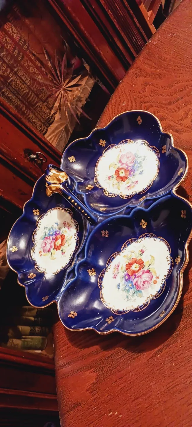 Echt Cobalt JLMENAU Porcelain 3 Sectional  Candy Tray image indicator(4)