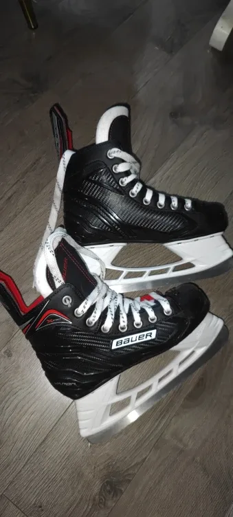 Bauer  Skates - US Size 3