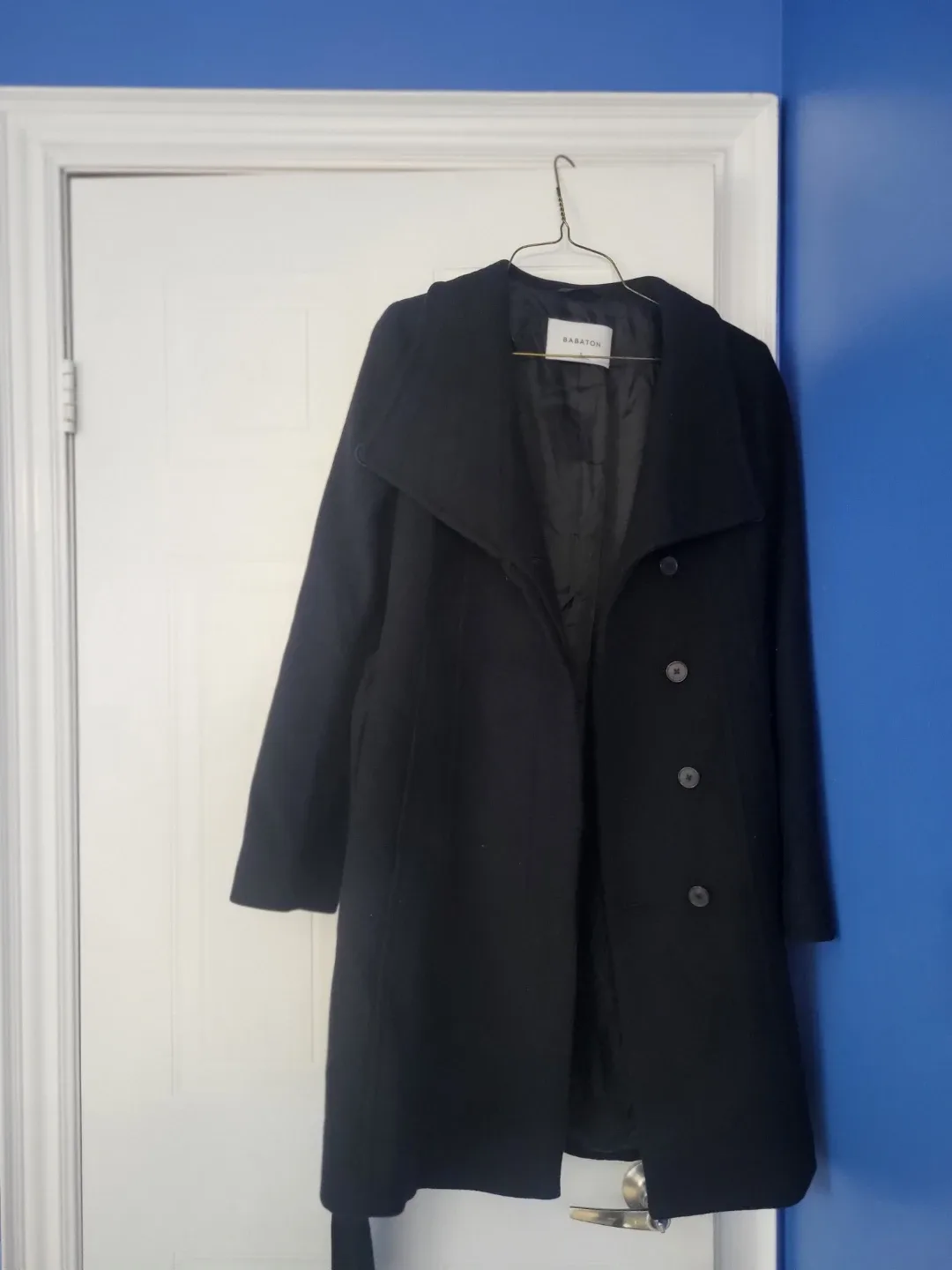 Babaton Black Coat - Size S image indicator(2)