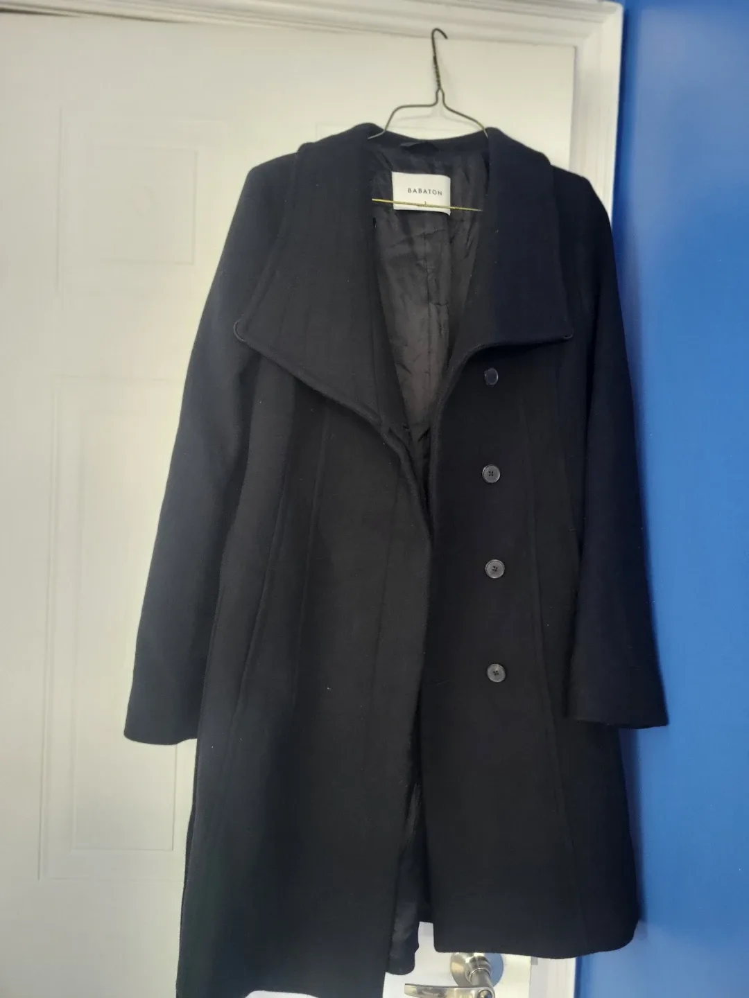 Babaton Black Coat - Size S image indicator(4)