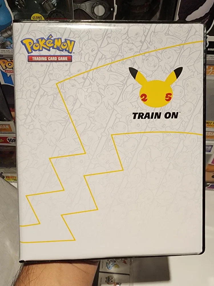 Pokémon Trading Card Game Binder image indicator(2)