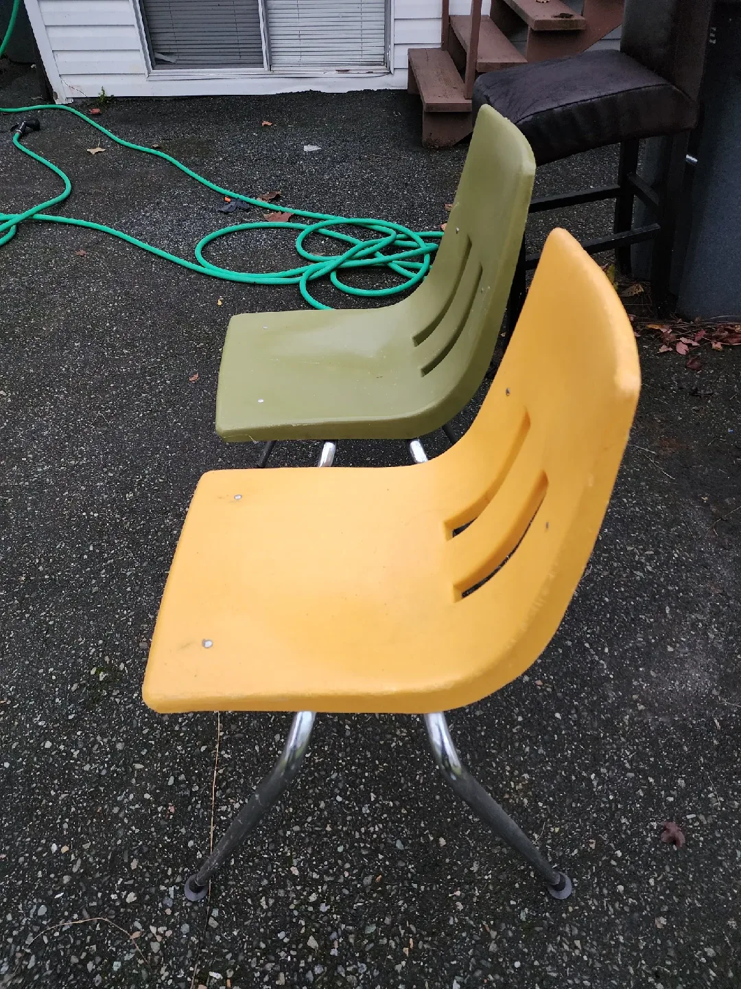 Vintage Stacking Chairs - Set of 29 pcs image indicator(2)