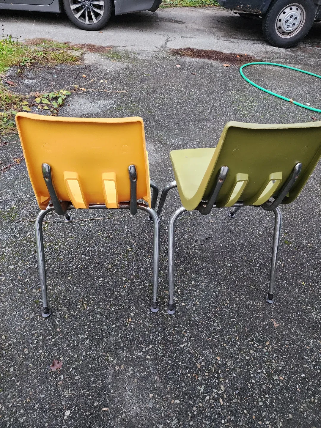 Vintage Stacking Chairs - Set of 29 pcs image indicator(8)