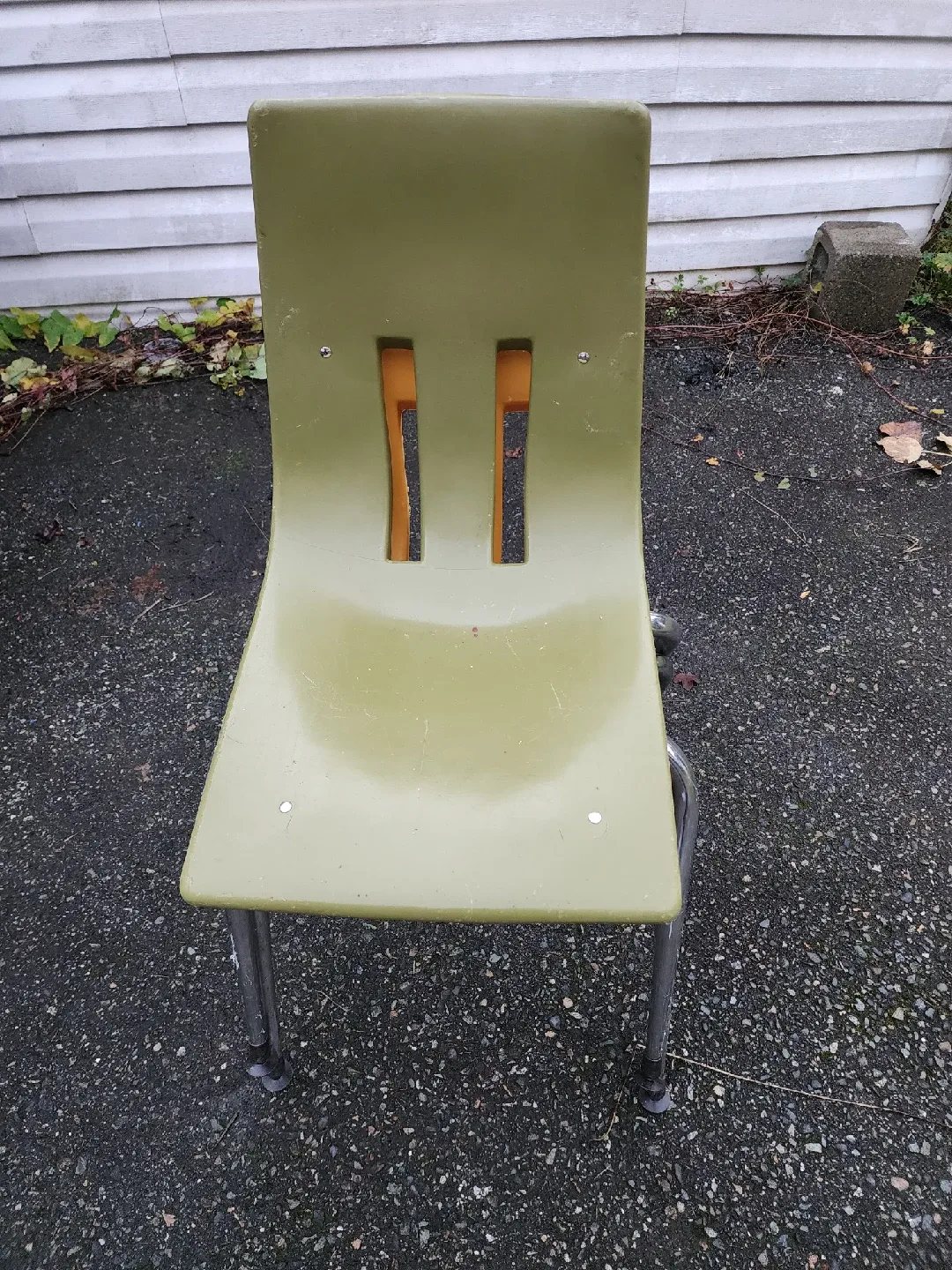 Vintage Stacking Chairs - Set of 29 pcs image indicator(9)