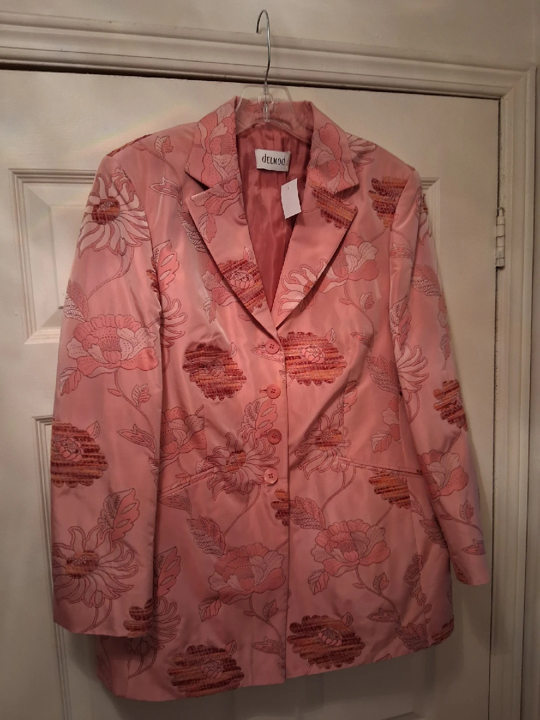 Brand new dELMOd women's blazer
