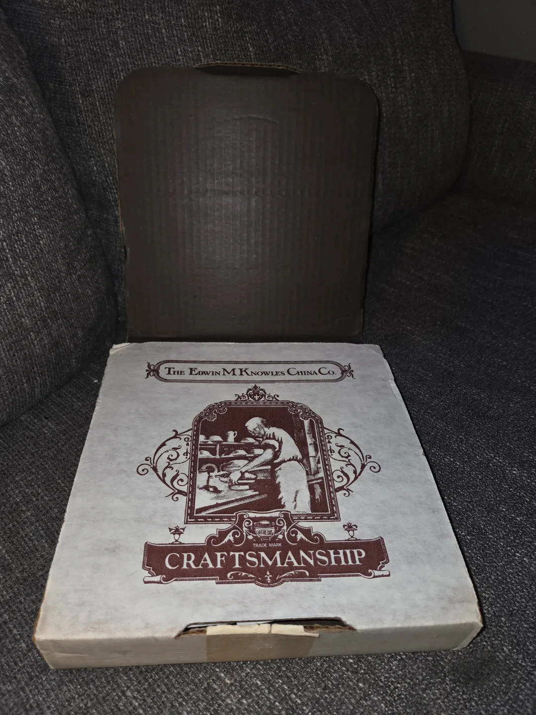 Norman Rockwell "A Couple's Commitment" Plate image indicator(2)