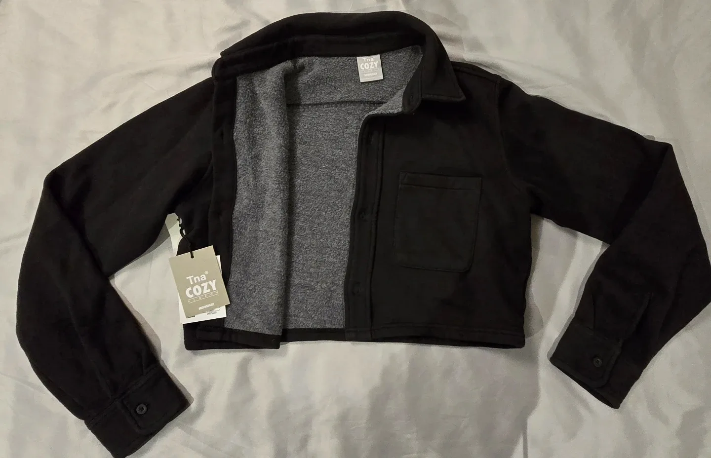 NEW! Aritzia TNA Cozy Boyfriend Cropped Shirt Jacket! Size Small image indicator(2)