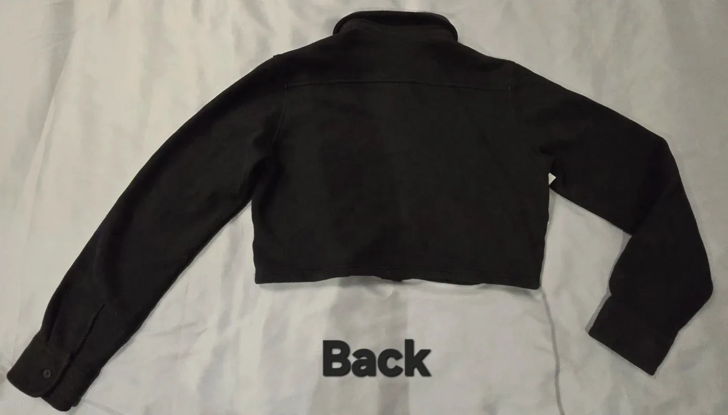 NEW! Aritzia TNA Cozy Boyfriend Cropped Shirt Jacket! Size Small image indicator(7)