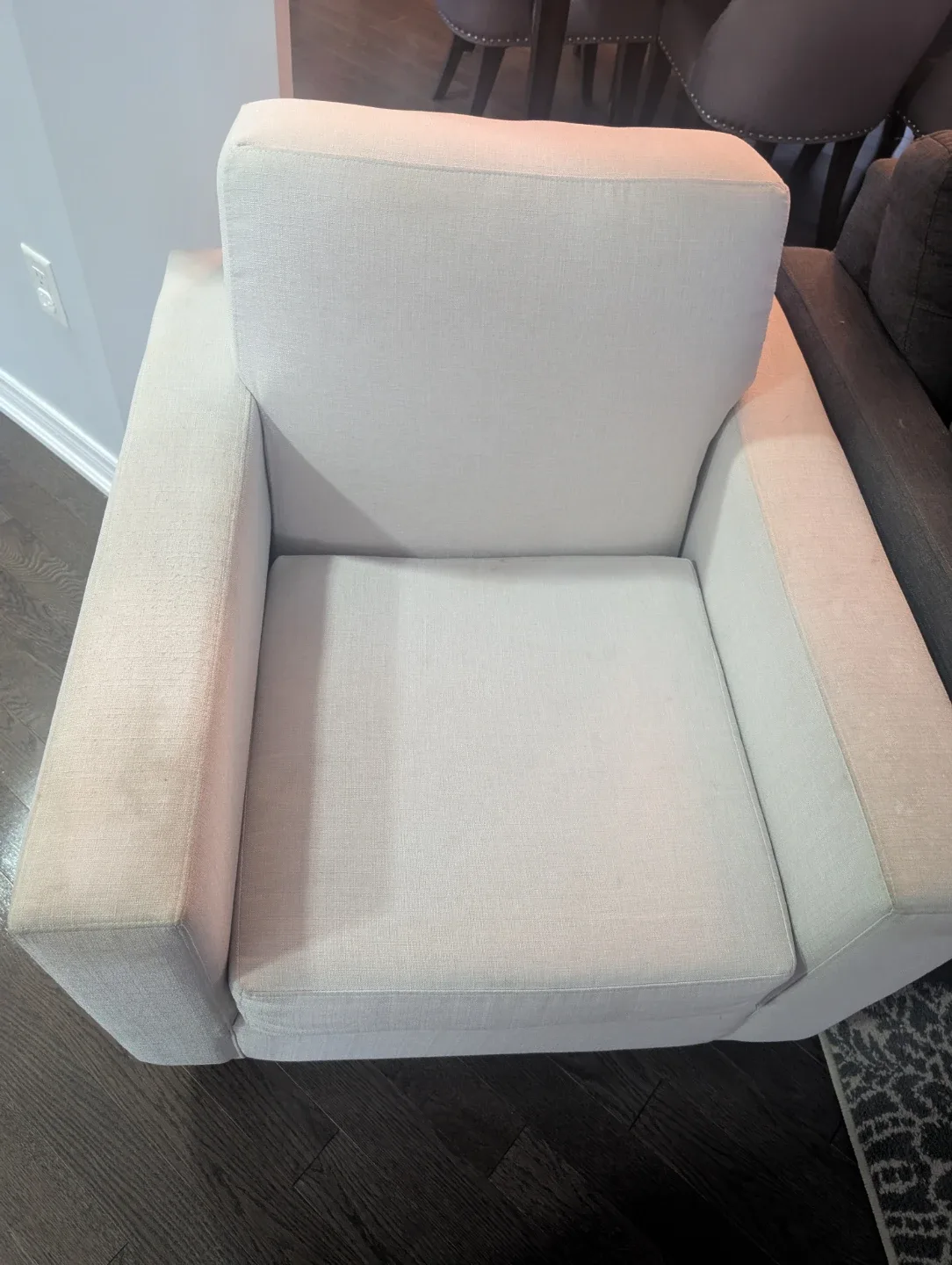 Living room 4pc set - Good Condition! image indicator(2)