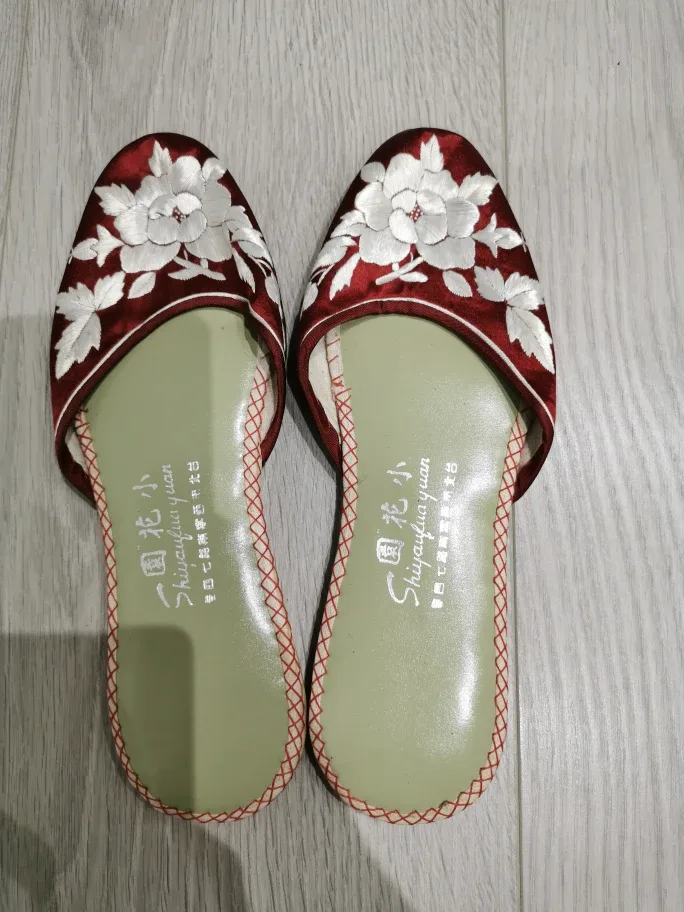 Flower Embroidered Slippers