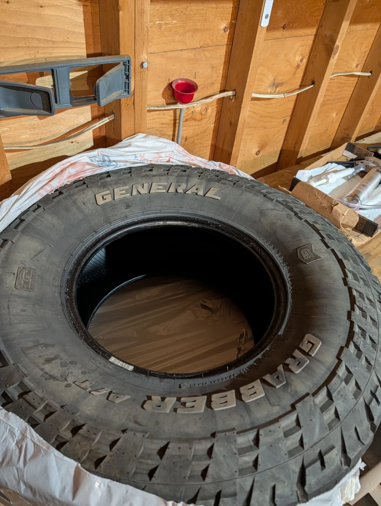 General Grabber A/TX Tire 33X12.50R15LT