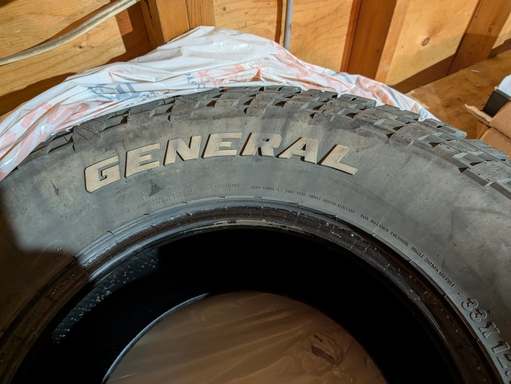 General Grabber A/TX Tire 33X12.50R15LT - photo 2