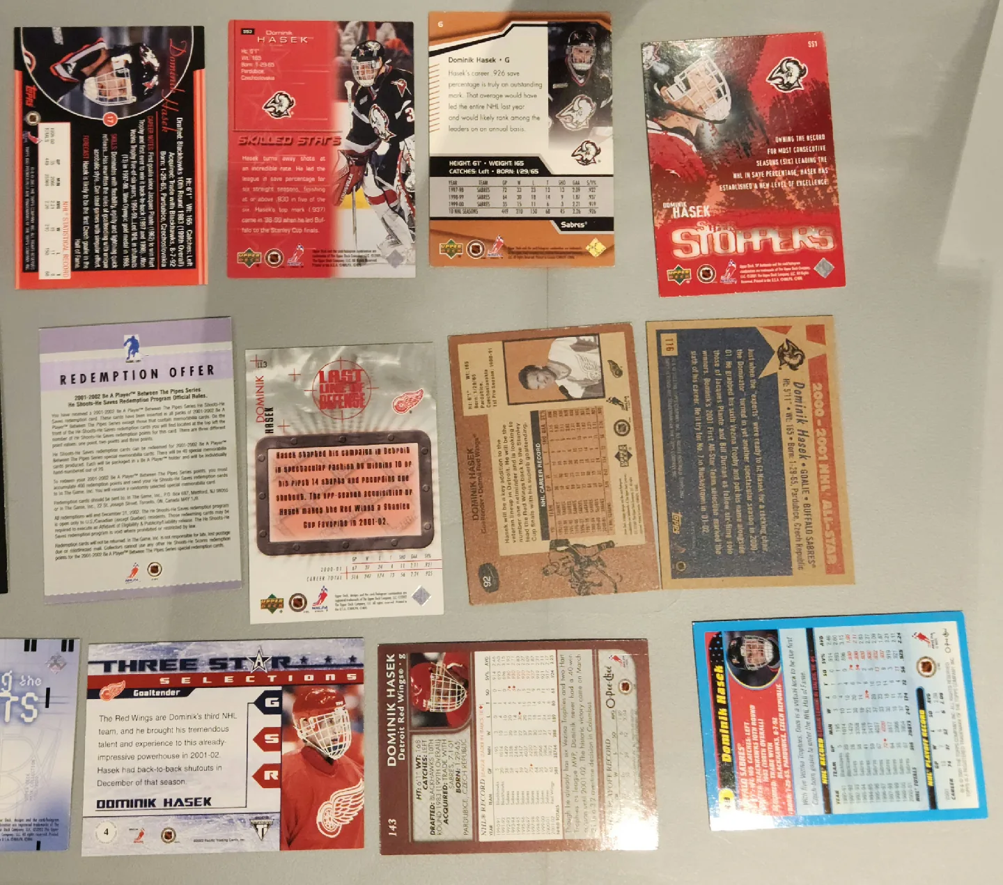 Pick Up 20 Dominik Hasek Hockey Card Lot image indicator(4)