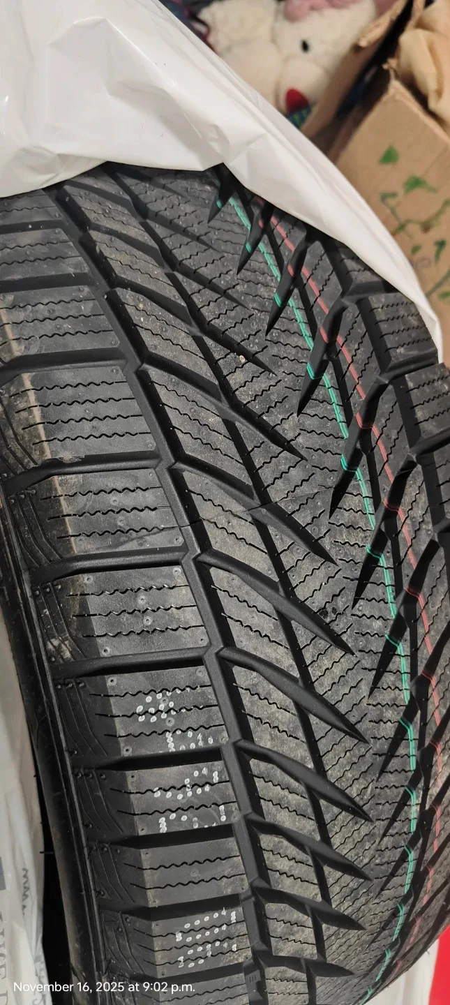 225/45R17 Winter Tires - Set of 4 image indicator(2)