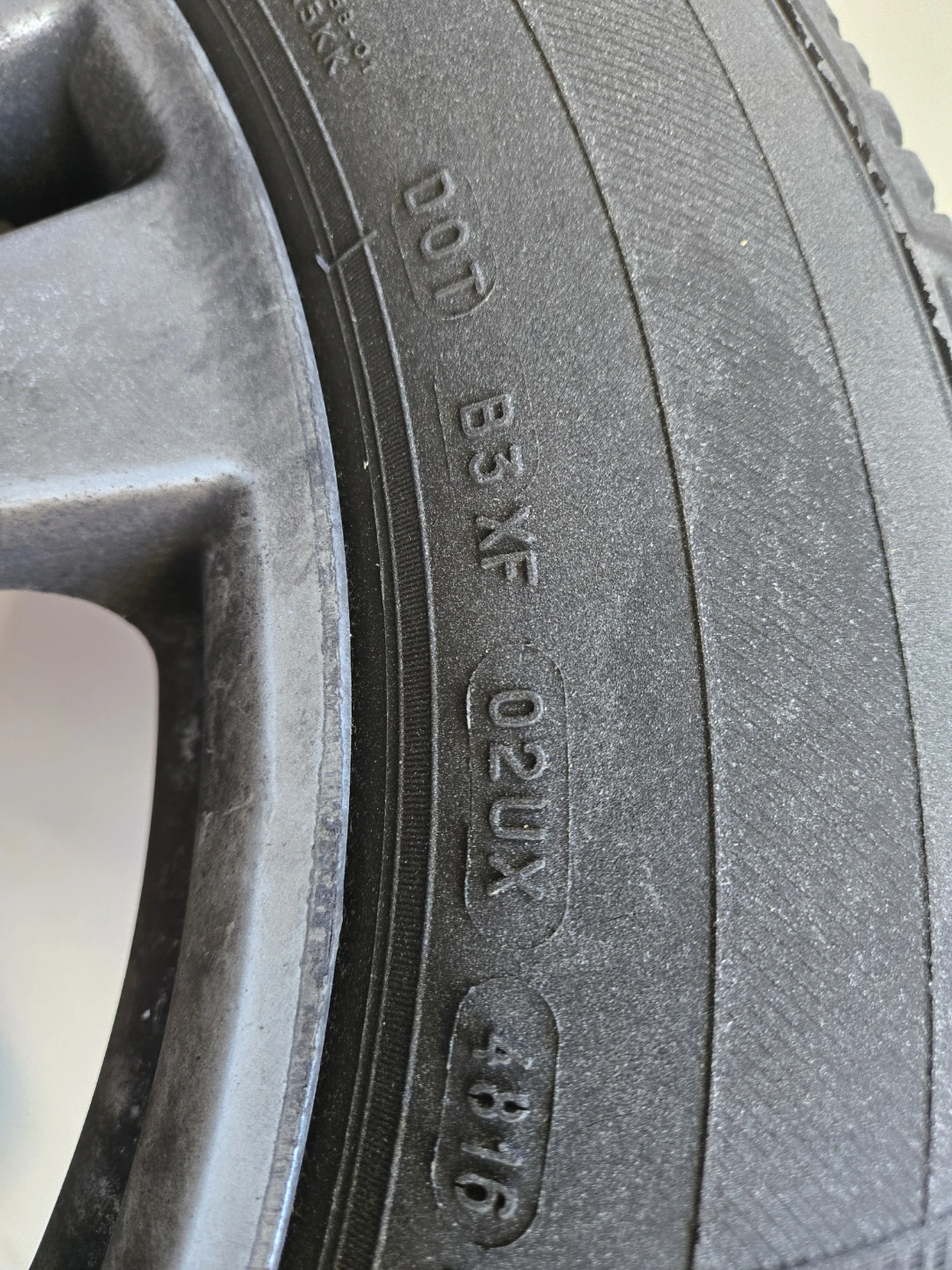 Rial Tire on Michelin 235/60R18